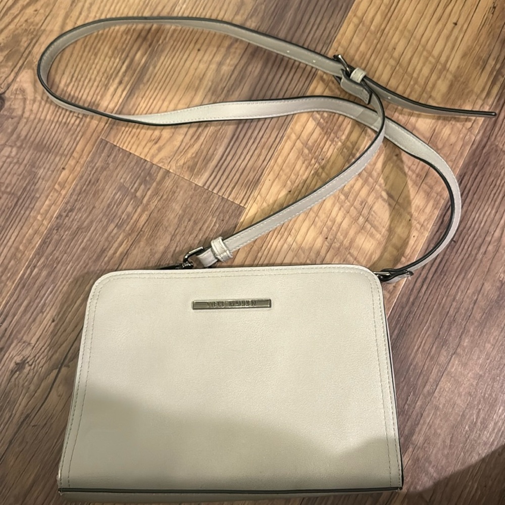 Steve Madden silver purse
